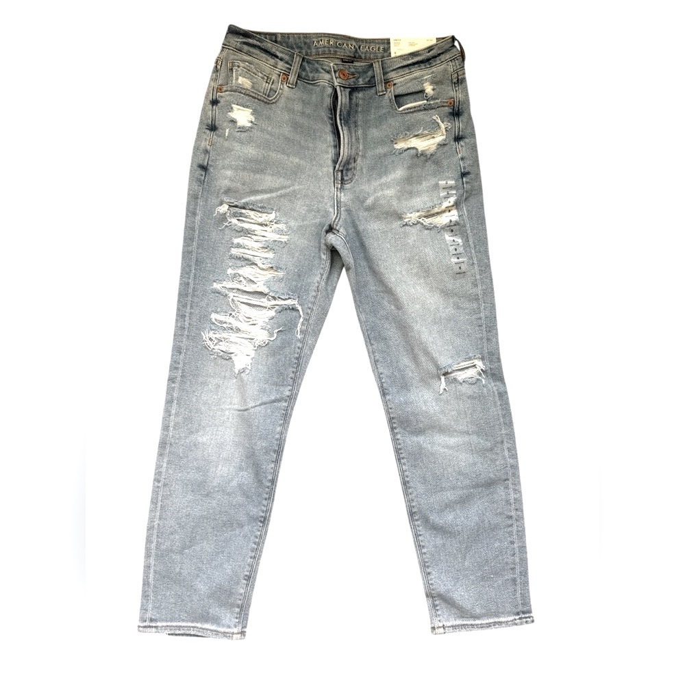 American Eagle Distressed Mom High Rise Jeans - Size 8 - NWT